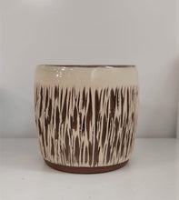 Load image into Gallery viewer, Sgraffito Mug
