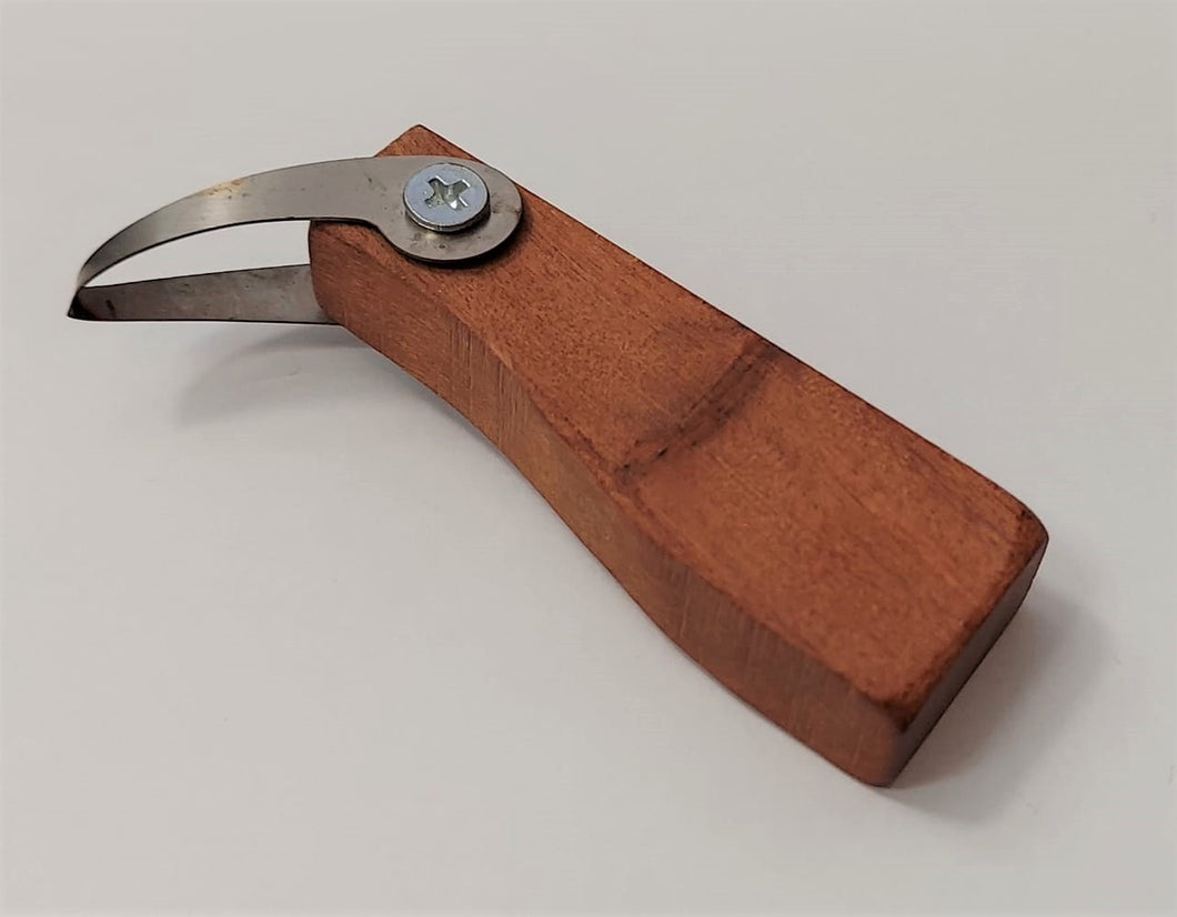 Carving Tool (Short Wooden Grip)